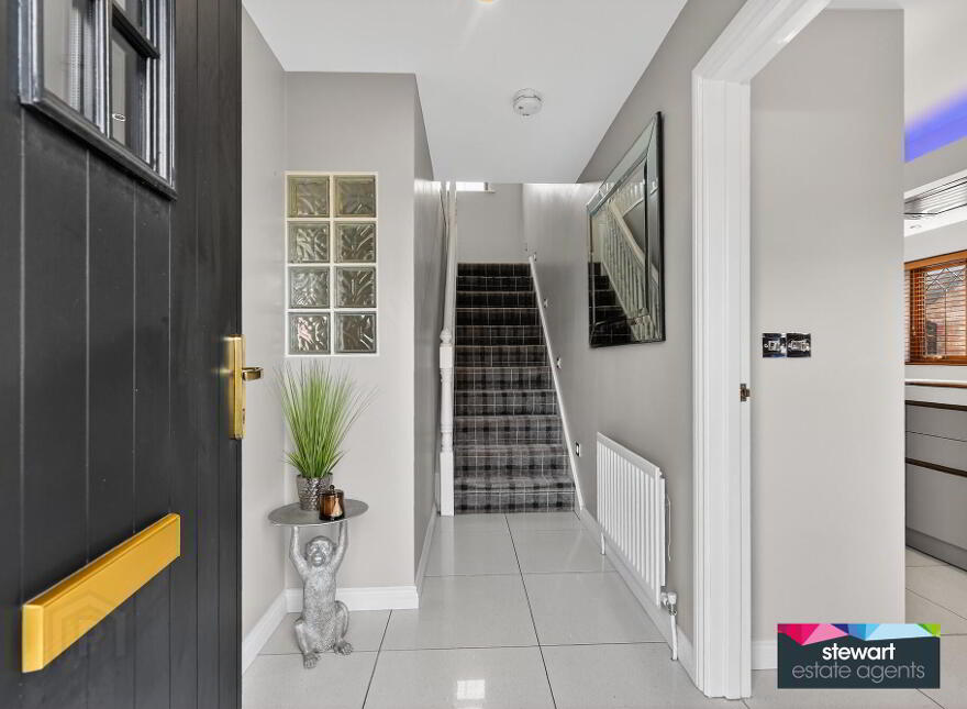 4 Wellington Park Drive, Maghaberry, BT67 0UP