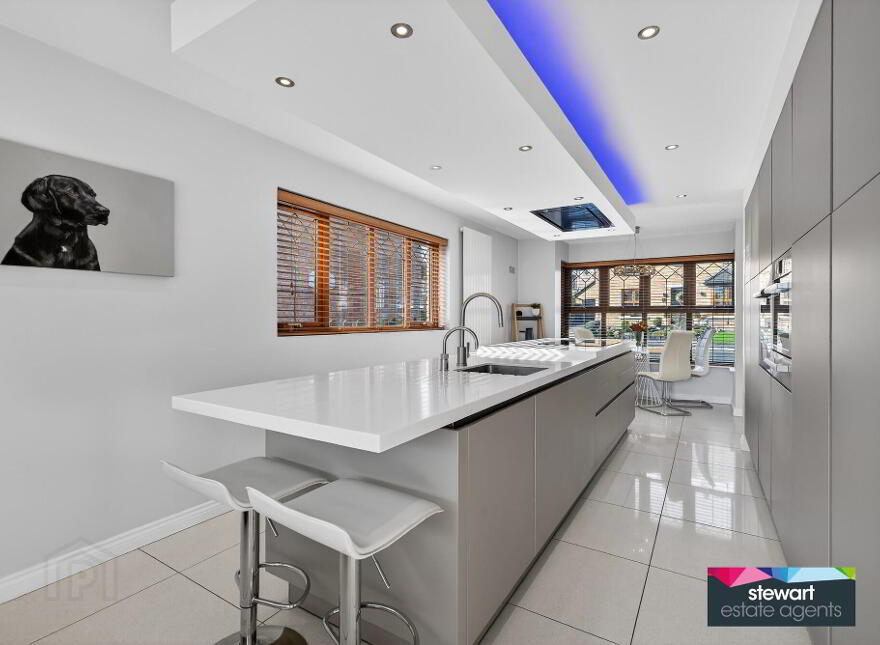 4 Wellington Park Drive, Maghaberry, BT67 0UP