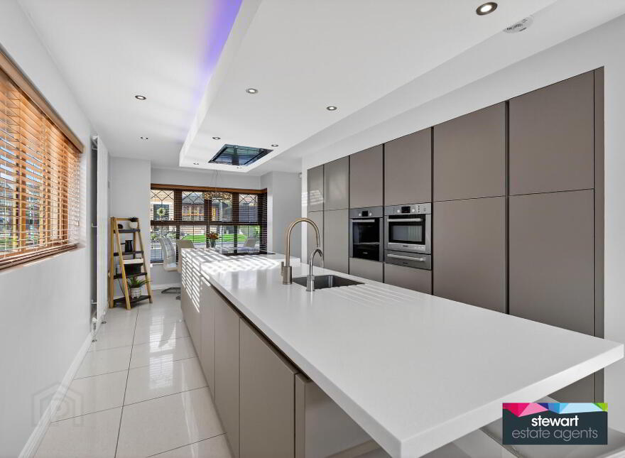 4 Wellington Park Drive, Maghaberry, BT67 0UP