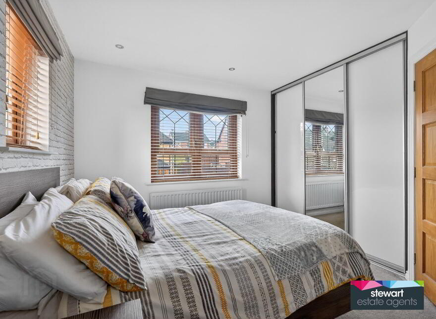 4 Wellington Park Drive, Maghaberry, BT67 0UP