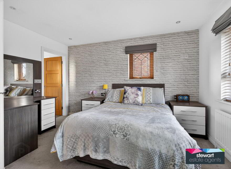 4 Wellington Park Drive, Maghaberry, BT67 0UP