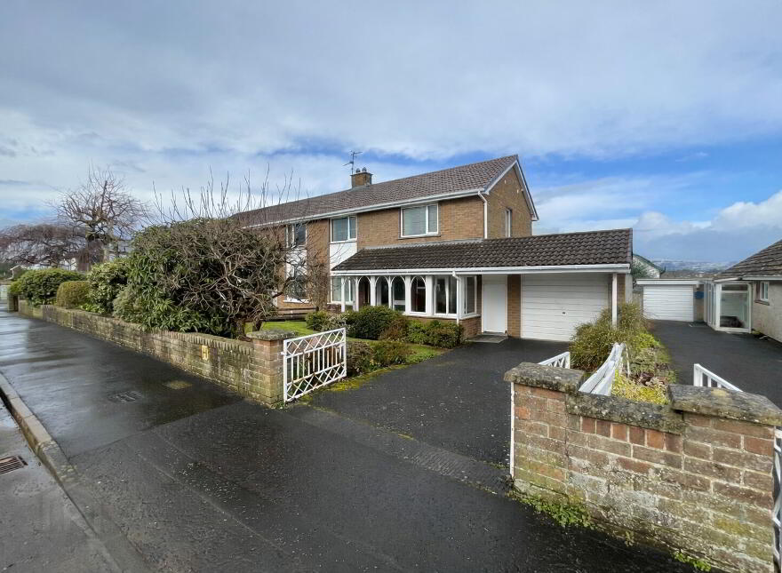 29 Ross Bay, Limavady Road, Londonderry, BT47 6JG
