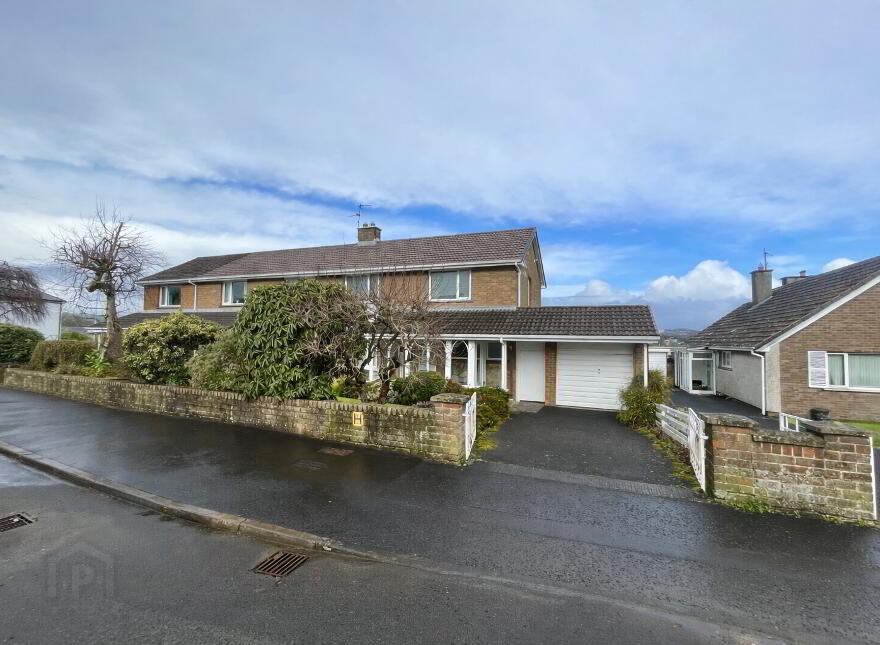 29 Ross Bay, Limavady Road, Londonderry, BT47 6JG