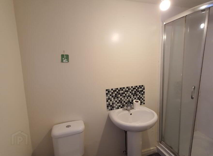 Flat 3 176B Antrim Road, Belfast, BT15 2AJ