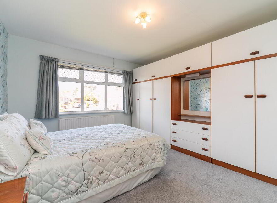 21 Hillside Crescent, Belfast, BT9 5EN