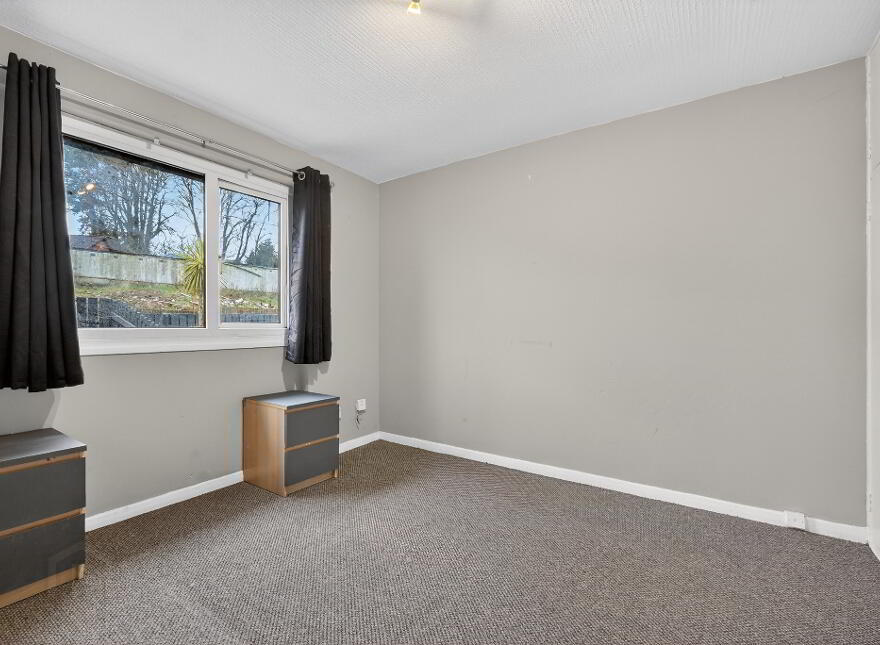 224 River Road, Dunmurry, BT17 9DS