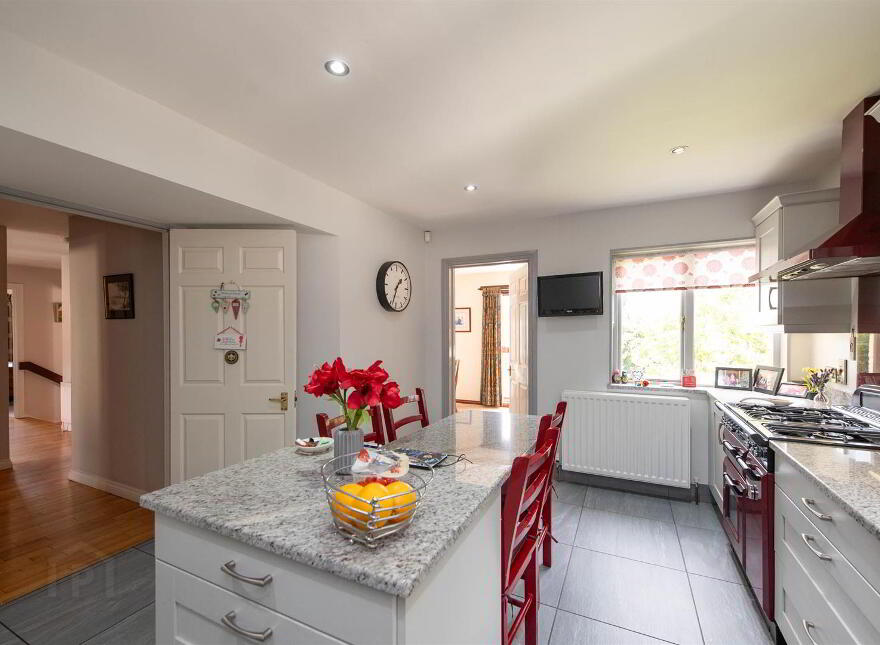 8 Millhill Drive, Ballynahinch, BT24 8LL