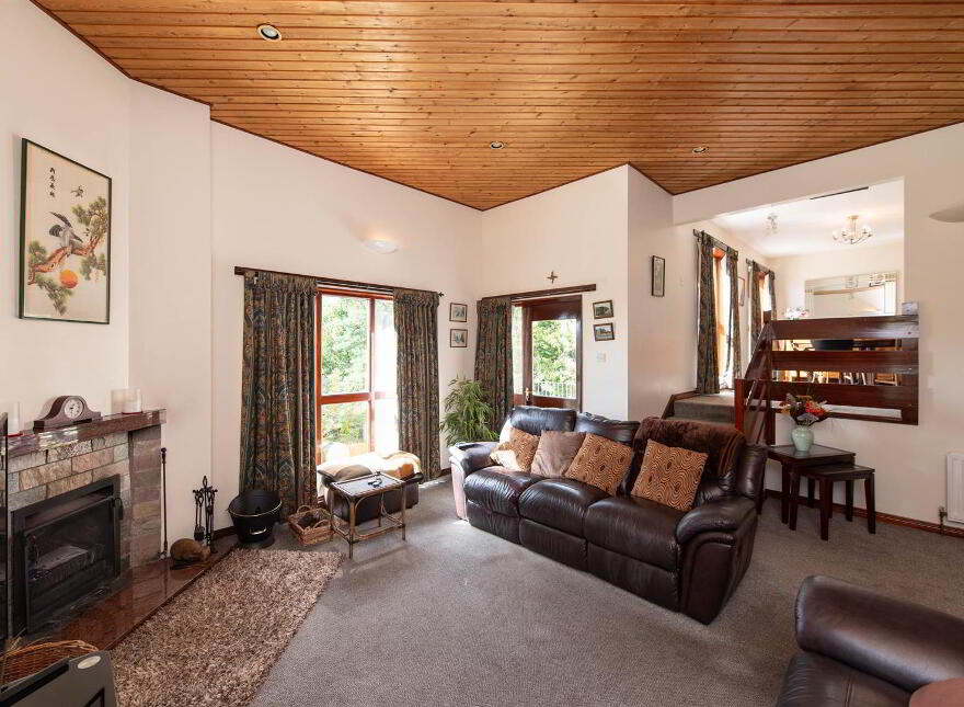 8 Millhill Drive, Ballynahinch, BT24 8LL