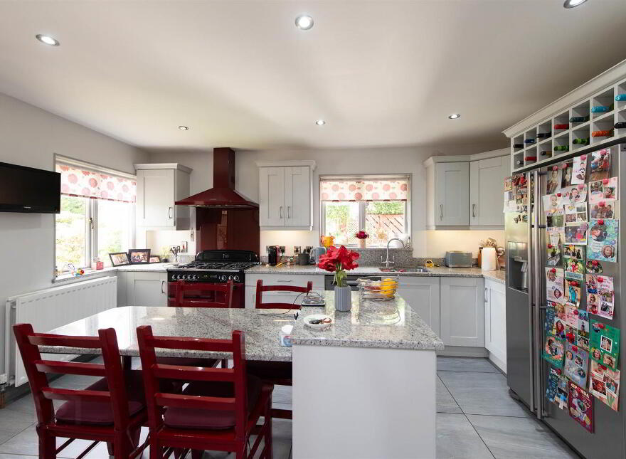 8 Millhill Drive, Ballynahinch, BT24 8LL