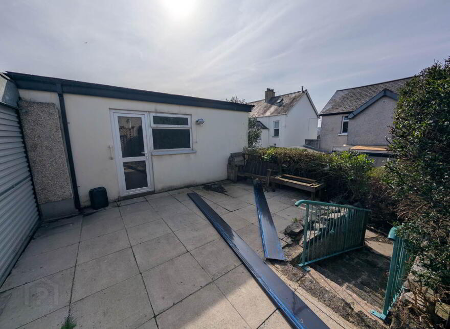 54 The Roddens, Larne, BT40 1QH