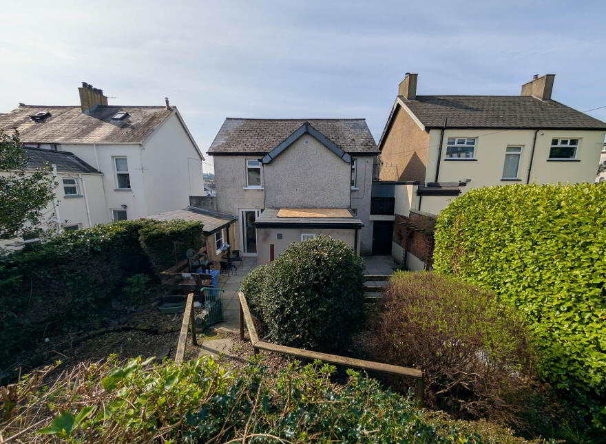 54 The Roddens, Larne, BT40 1QH
