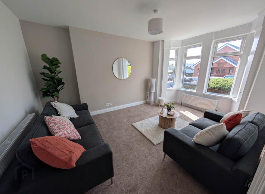 54 The Roddens, Larne, BT40 1QH