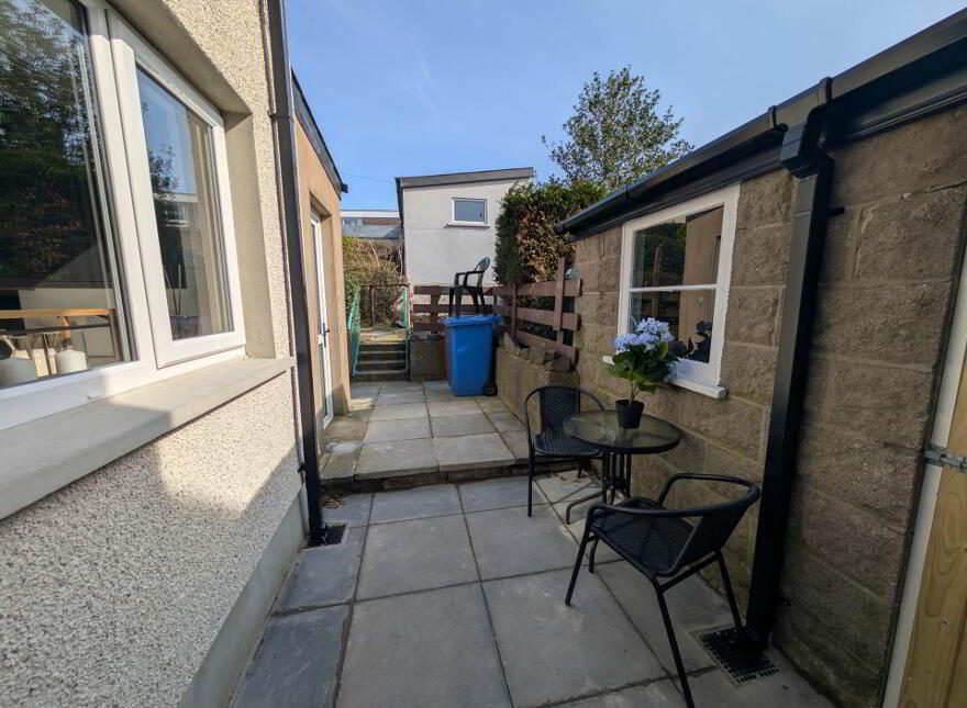 54 The Roddens, Larne, BT40 1QH