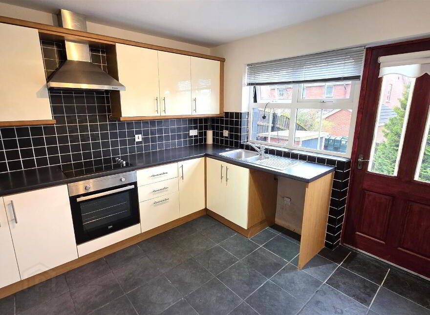 32 Greenvale Manor, Antrim, BT41 1SB