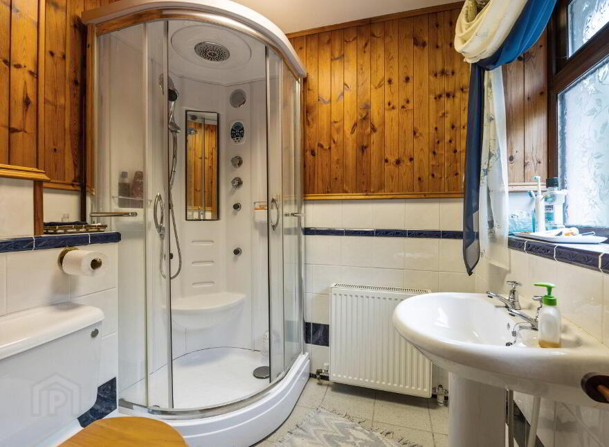 76A Magheraknock Road, Ballynahinch, BT24 8TJ