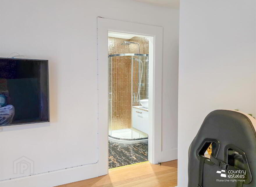 28 Crossgreen, Carrickfergus, BT38 8DN
