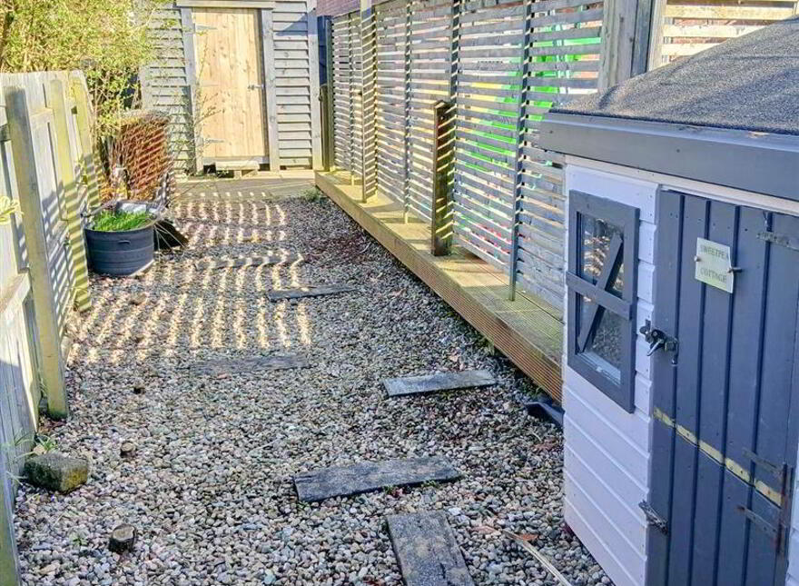 28 Crossgreen, Carrickfergus, BT38 8DN