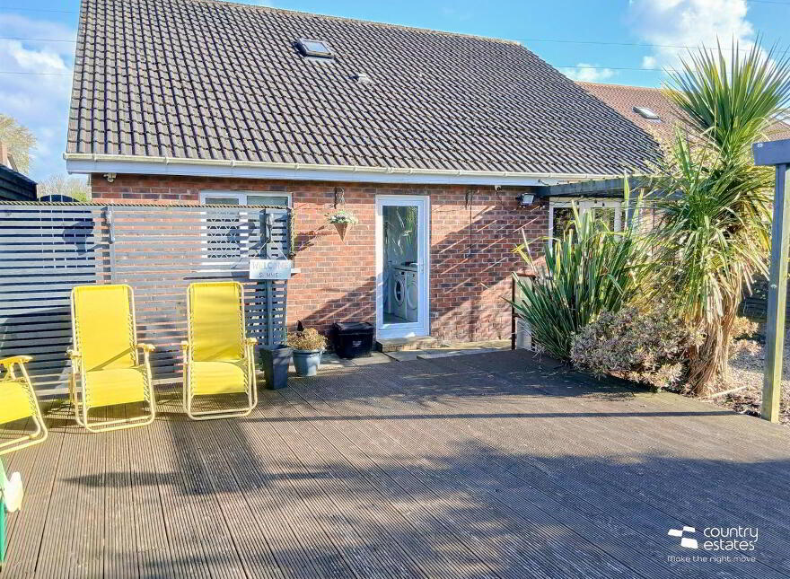 28 Crossgreen, Carrickfergus, BT38 8DN