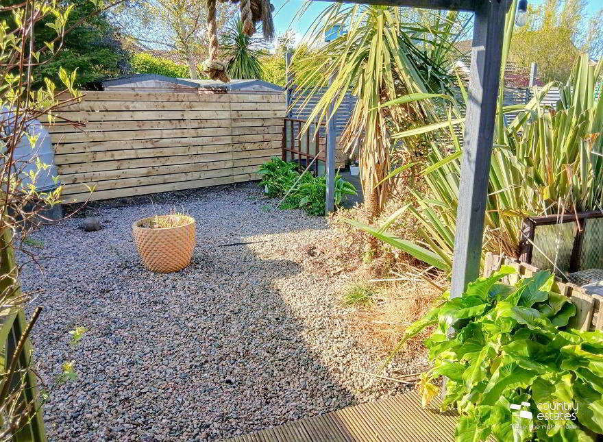 28 Crossgreen, Carrickfergus, BT38 8DN