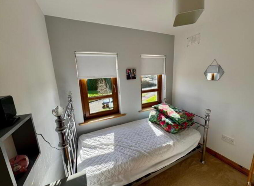 No, 10 Port Roosc, Rooskey, N41KW58