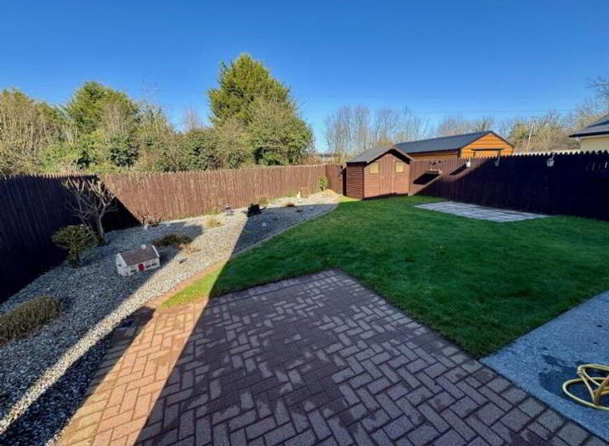 No, 10 Port Roosc, Rooskey, N41KW58
