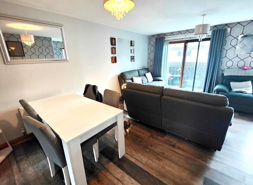 2 Altnagarron Close, Belfast, BT13 3TW