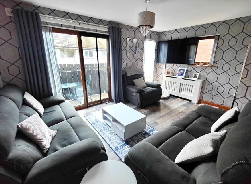 2 Altnagarron Close, Belfast, BT13 3TW