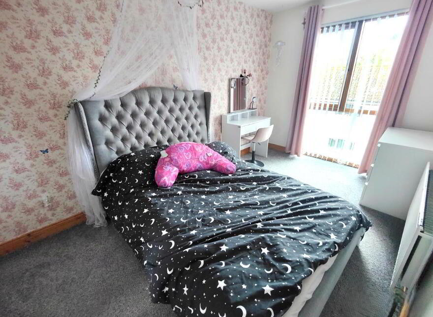 2 Altnagarron Close, Belfast, BT13 3TW