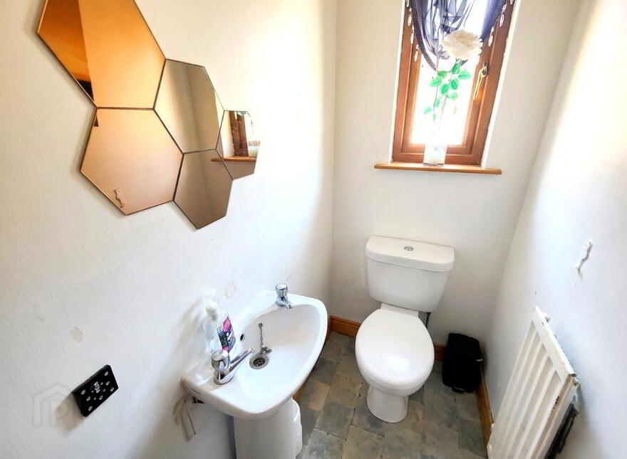 1 Altnagarron Close, Belfast, BT13 3TW