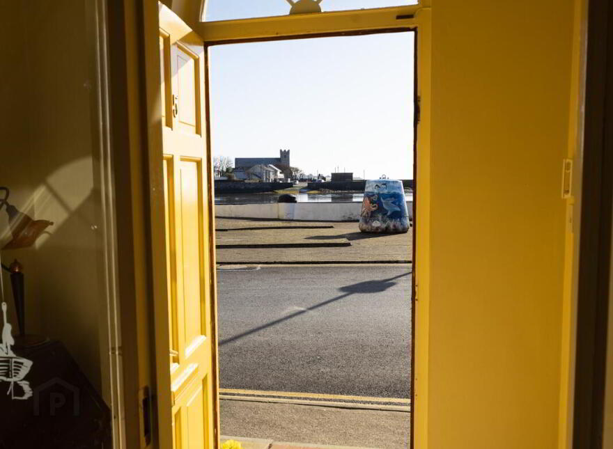 Trade Winds, 5 Coady's Quay, Dungarvan, X35V098