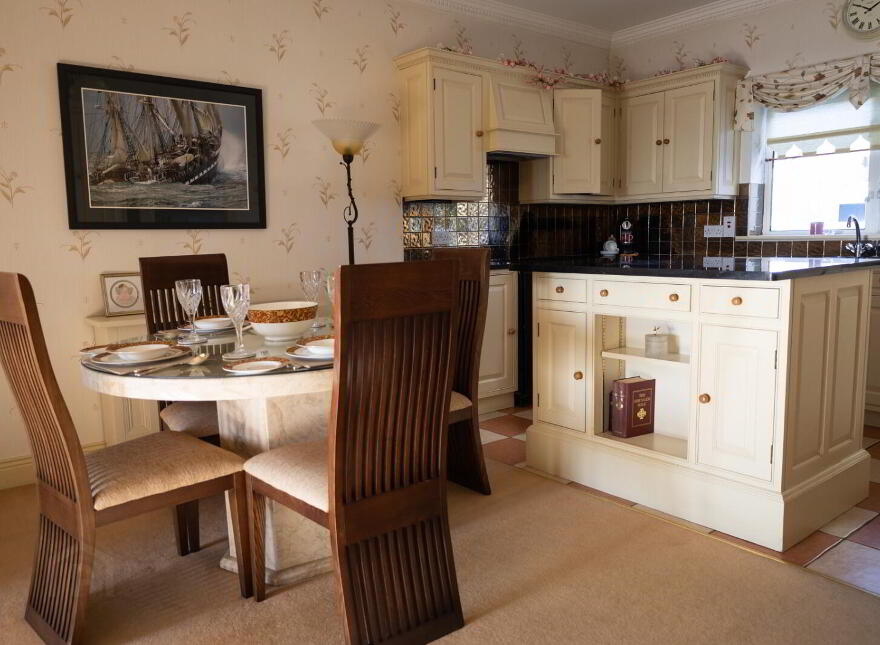 Trade Winds, 5 Coady's Quay, Dungarvan, X35V098