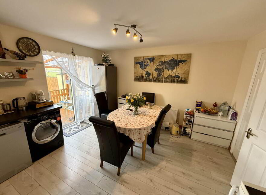 16 Abbey Vale, Ballyhaunis, F35WR88