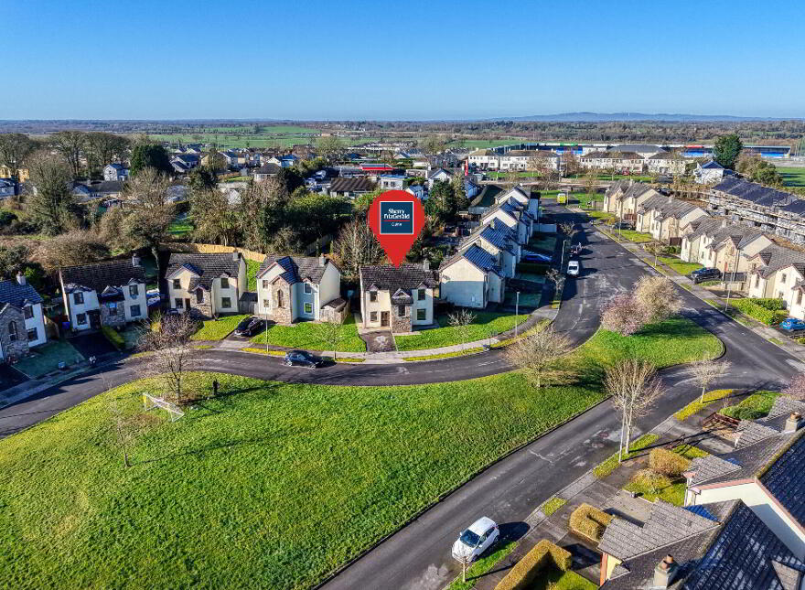24 Druid Glen, White Linen Woods, N39C8H7