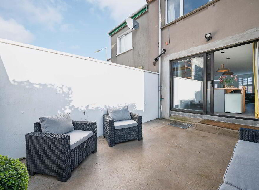 21 Downshire Road, Holywood, BT18 9LX