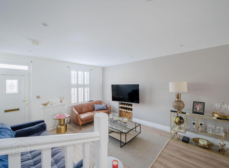21 Downshire Road, Holywood, BT18 9LX