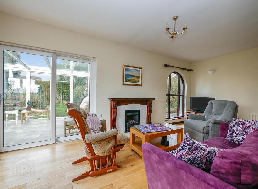 9 Gracemount Park, Cairnshill Road, Belfast, BT8 6GS