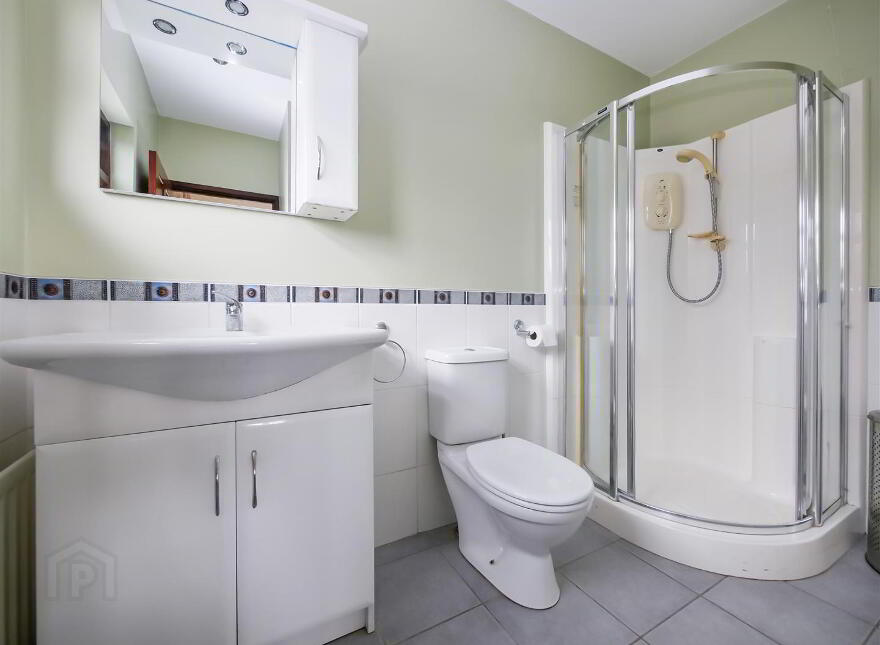9 Gracemount Park, Cairnshill Road, Belfast, BT8 6GS