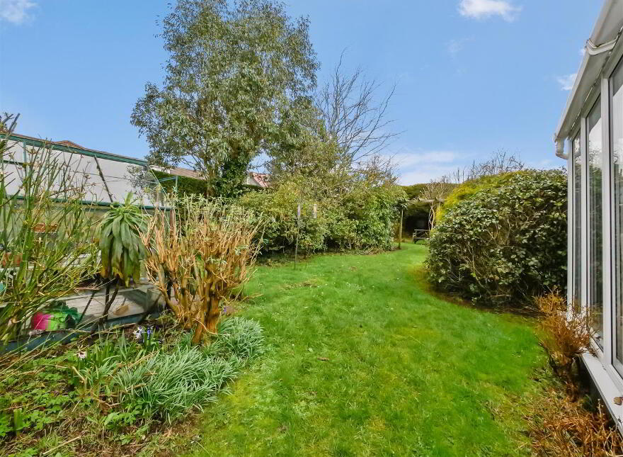 9 Gracemount Park, Cairnshill Road, Belfast, BT8 6GS