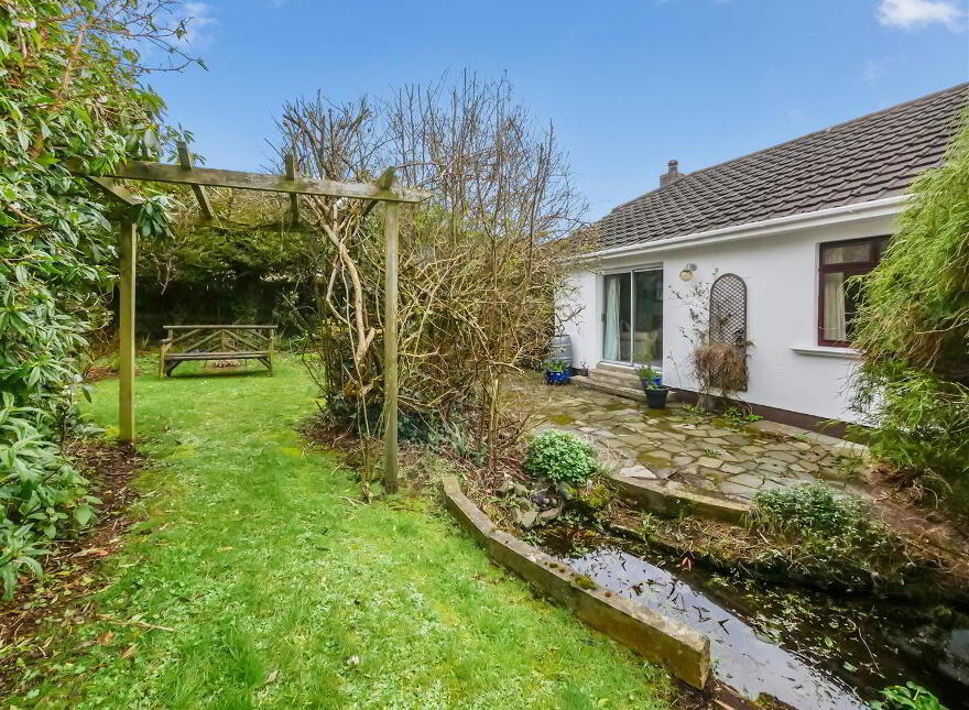 9 Gracemount Park, Cairnshill Road, Belfast, BT8 6GS
