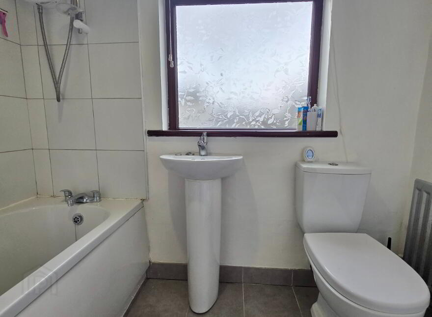 21 Wallace Park, Rasharkin, BT44 8QH