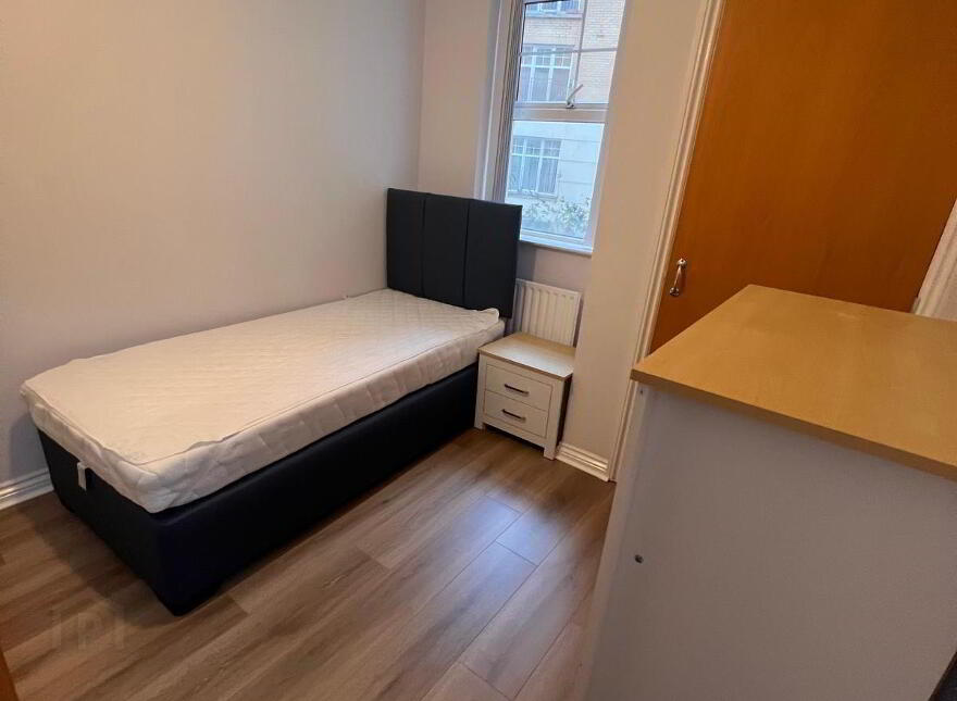 72 Bass Buildings, Belfast, BT2 8EP