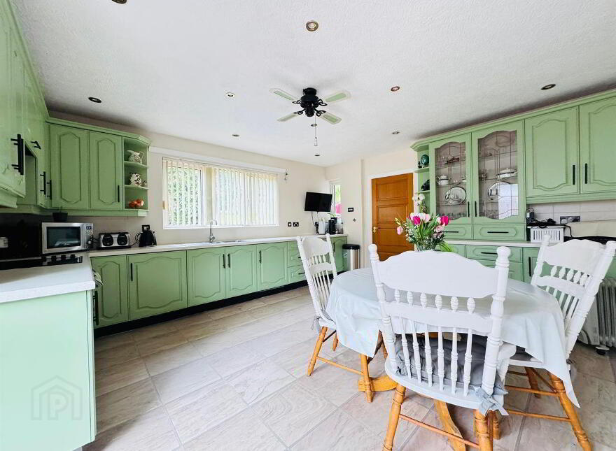 9 Glebe Road East, Church Road, Newtownabbey, BT36 6DL