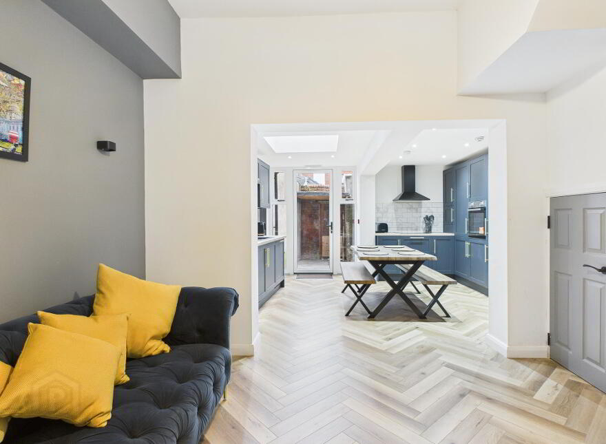Room 1, 419 Woodstock Road, Cregagh Road, Belfast, BT6 8PW