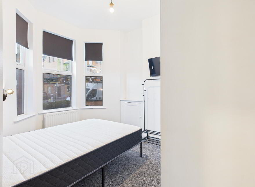 Room 1, 419 Woodstock Road, Cregagh Road, Belfast, BT6 8PW