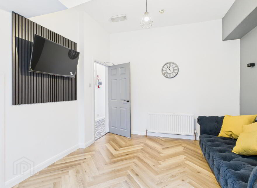 Room 1, 419 Woodstock Road, Cregagh Road, Belfast, BT6 8PW