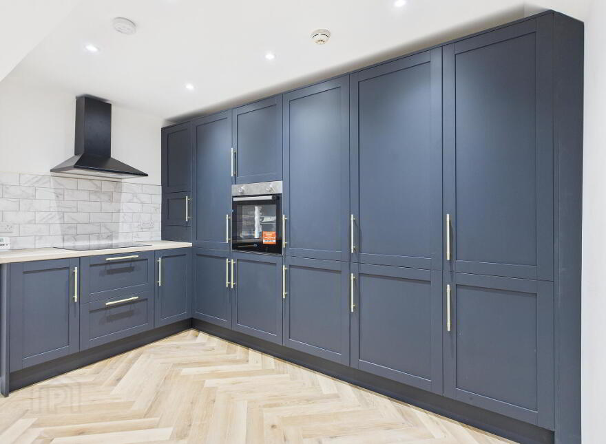 Room 1, 419 Woodstock Road, Cregagh Road, Belfast, BT6 8PW