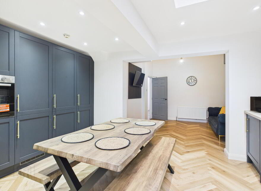 Room 1, 419 Woodstock Road, Cregagh Road, Belfast, BT6 8PW