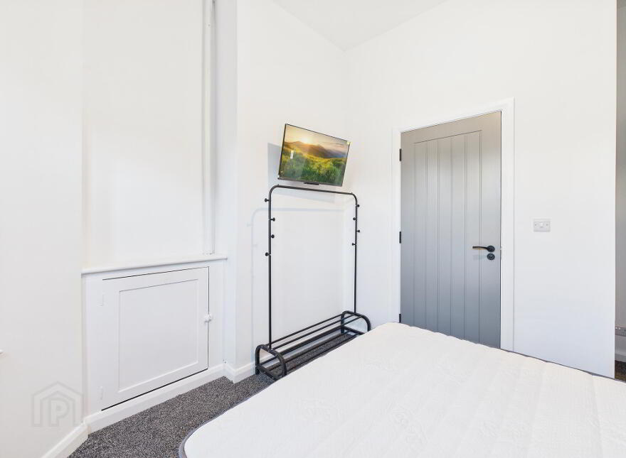 Room 1, 419 Woodstock Road, Cregagh Road, Belfast, BT6 8PW