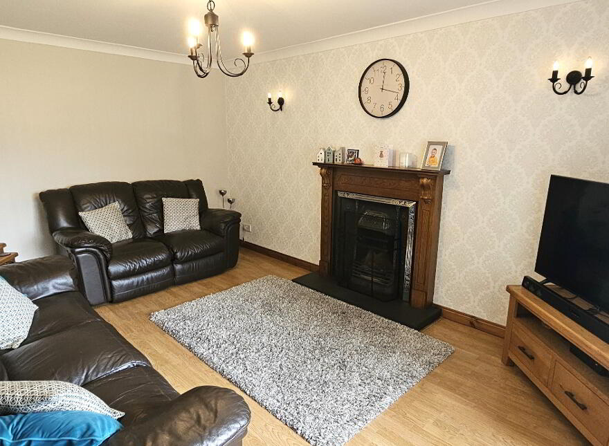 1 Henryville Meadows, Ballyclare, BT39 9FY