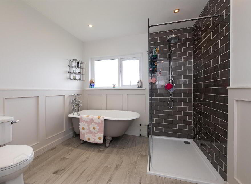 42 Oldstone Hill, Muckamore, Antrim, BT41 4SB